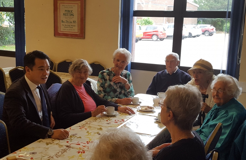 Alan Mak MP speaks to residents at Hayling Community Centre