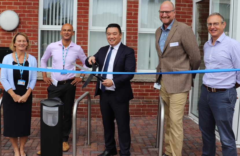 Alan Mak MP opens the new Emsworth Surgery