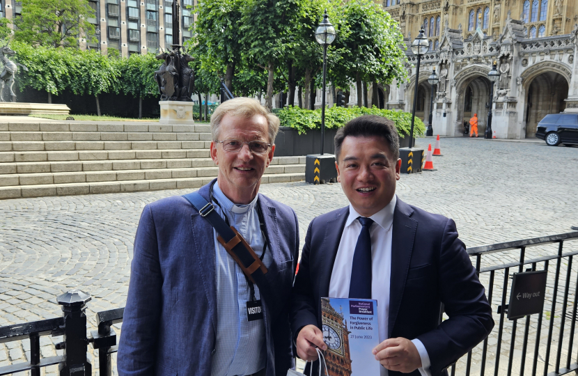 Local MP Alan Mak with Reverend Andrew Sheard outside Parliament 