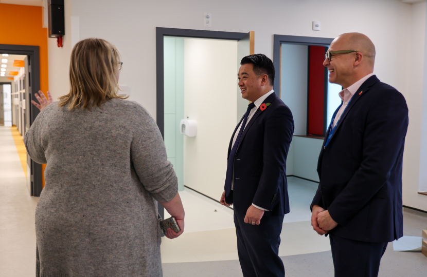 Local MP Alan Mak gets first tour of new £65m Emergency Department at QA Hospital 