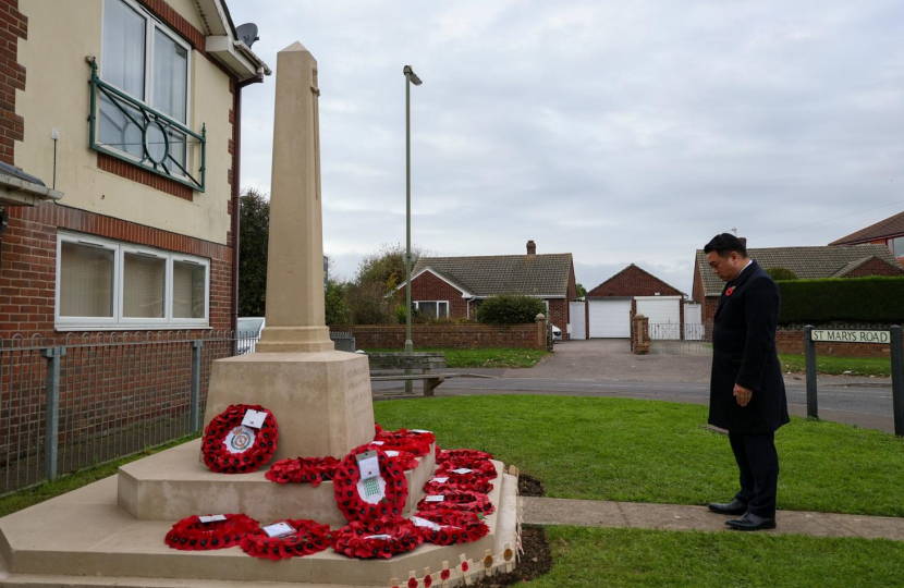 Local MP Alan Mak pays his respects to Hayling Island's veterans and heroes on Remembrance Sunday