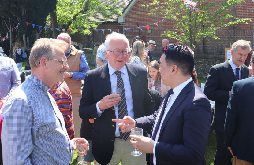 Local MP Alan Mak attends special centenary celebration service for Emsworth and Warblington churches joining together