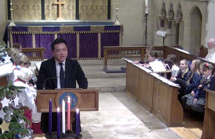 Local MP Alan Mak takes part in annual Havant Community Christmas Carol Service 2023