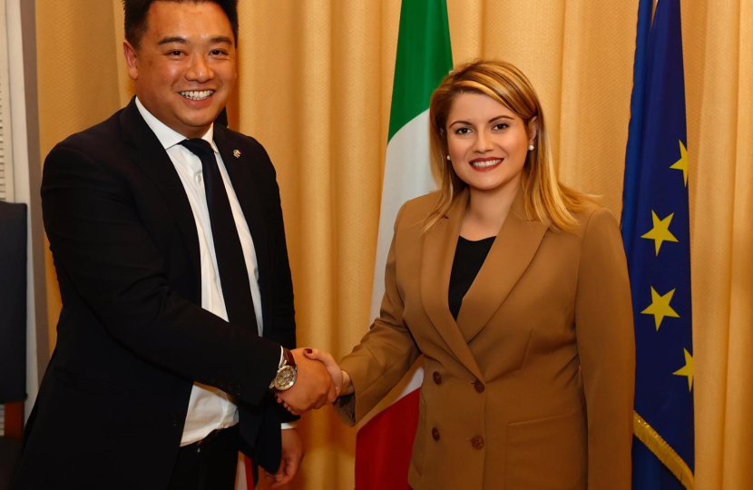Local MP Alan Mak represents UK at G7 summit for business ministers and business leaders in Rome