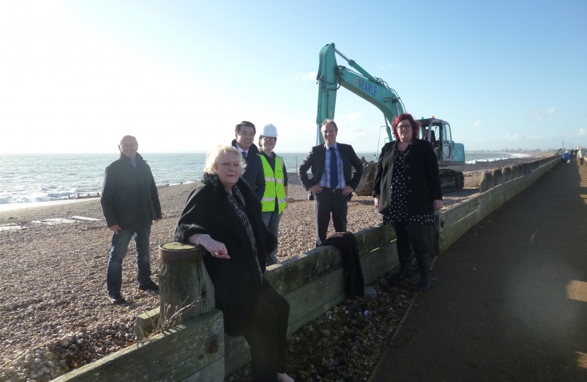 Alan Mak backs Hayling Island's Eastoke sea defences 