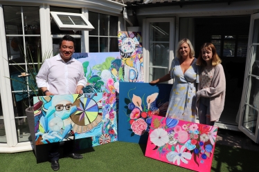 Alan Mak MP with Karina Vaile and her daughter Tilly at their home in Warblington 