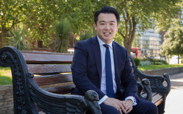 Local MP Candidate Alan Mak MP welcomes support from local residents